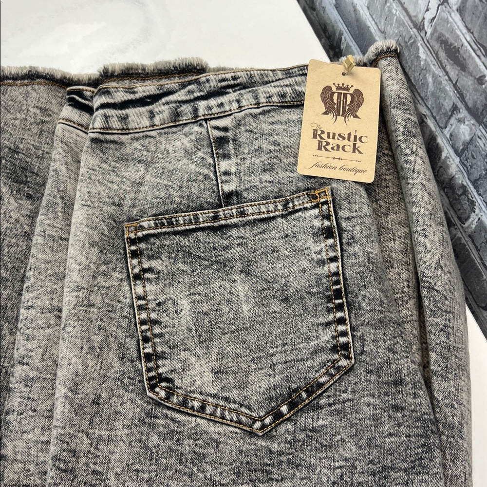 NWT Rustic‎ Rack Gray Denim Jeans